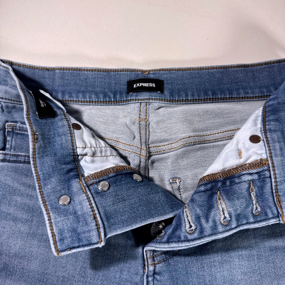 Express Skinny Mid Rise Light Wash Button Fly Denim Jeans‎  Size 2 - Picture 7 of 12